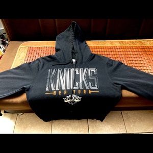 NBA New York Knick’s Black Hoodie Sweater Sz L